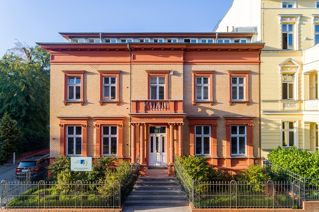 Dr Raslan Orthopäde Berlin Hüftspezielist Kniespezialist Schulterspezialist Klinik Sanssouci 012