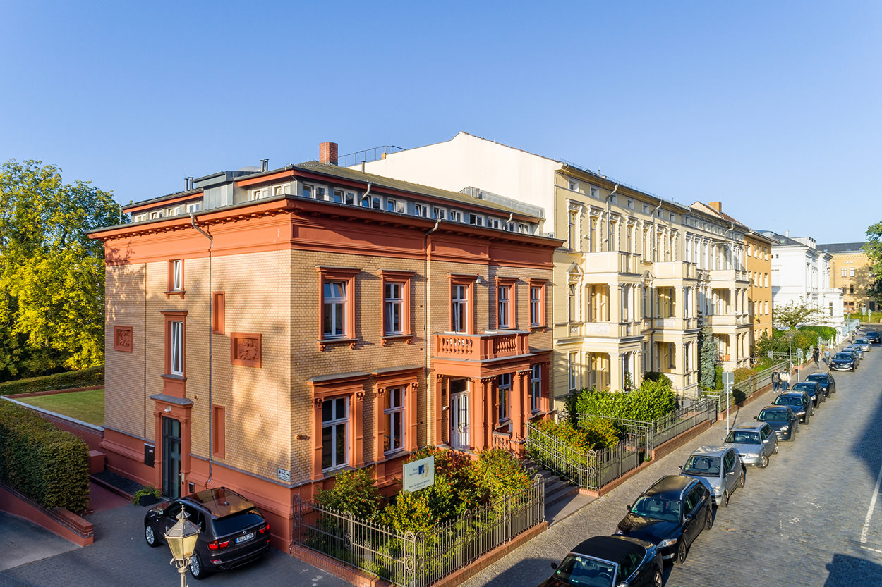 Dr Raslan Orthopäde Berlin Hüftspezielist Kniespezialist Schulterspezialist Klinik Sanssouci 046